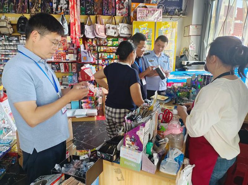 在当今快速发展的商业环境中,日用百货批发成为了众多商家和消费者共同关注的领域。今天,我们就来聊聊如何选择一个合适的批发商,以及它们与零售店之间的区别。